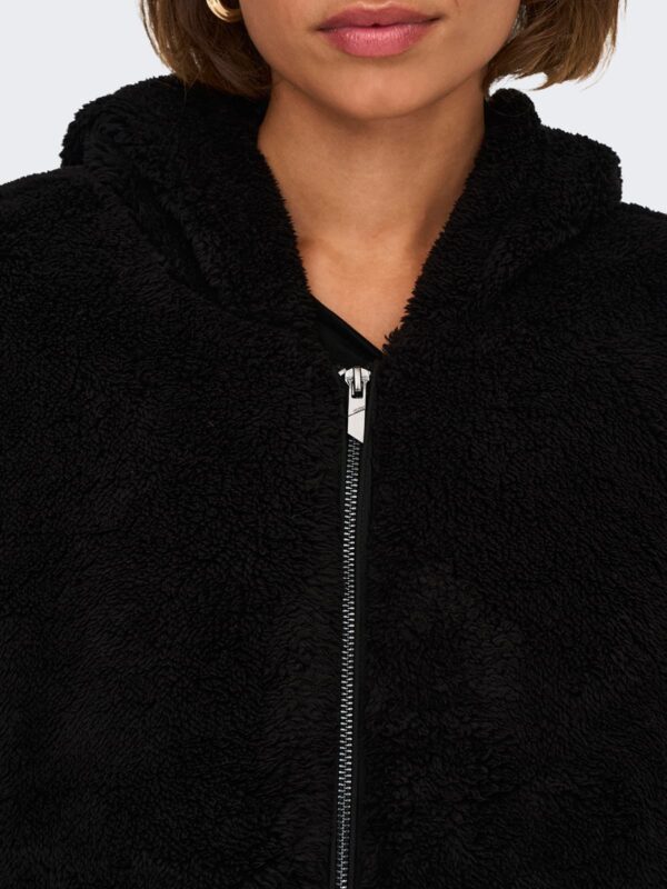 achtgrad. Dinklage ONLNEWANNA Teddyjacke black