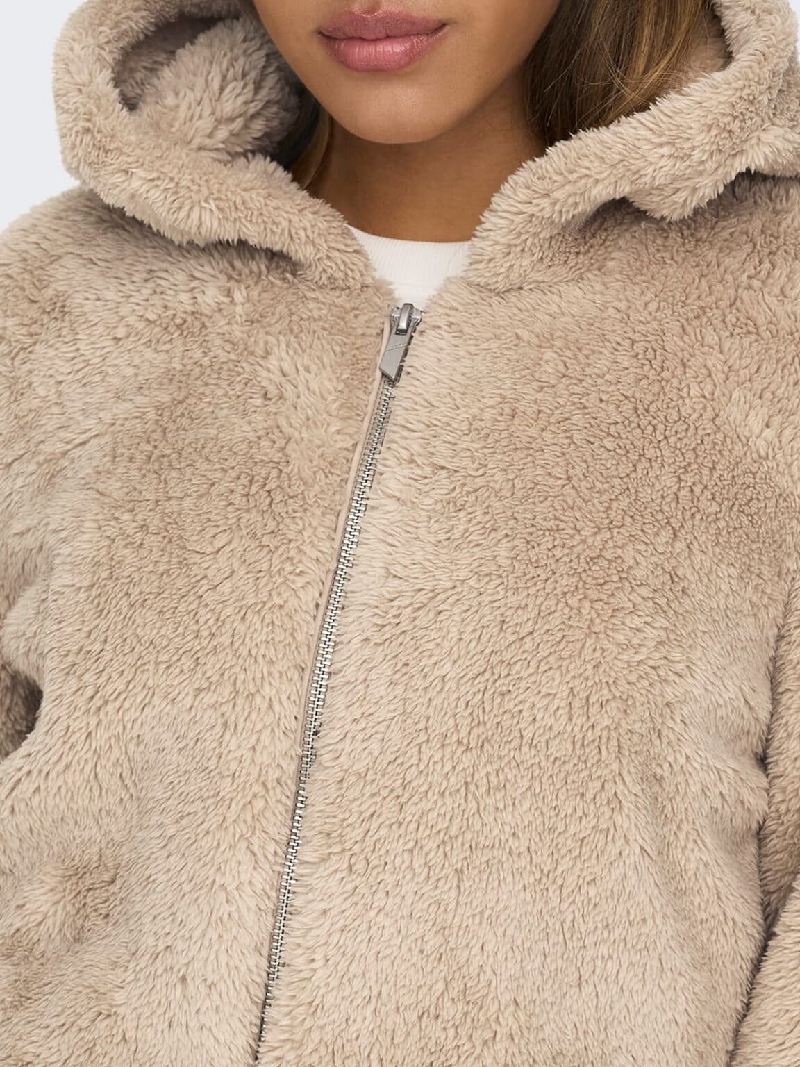 achtgrad. Dinklage ONLNEWANNA Teddyjacke humus