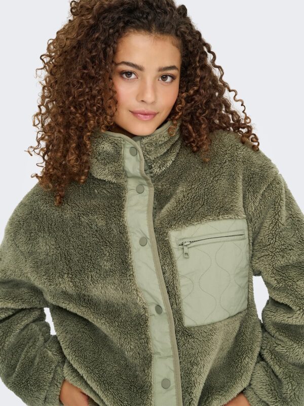 achtgrad. Dinklage ONLY ONLCONTACT Jacke Plüschjacke mermaid