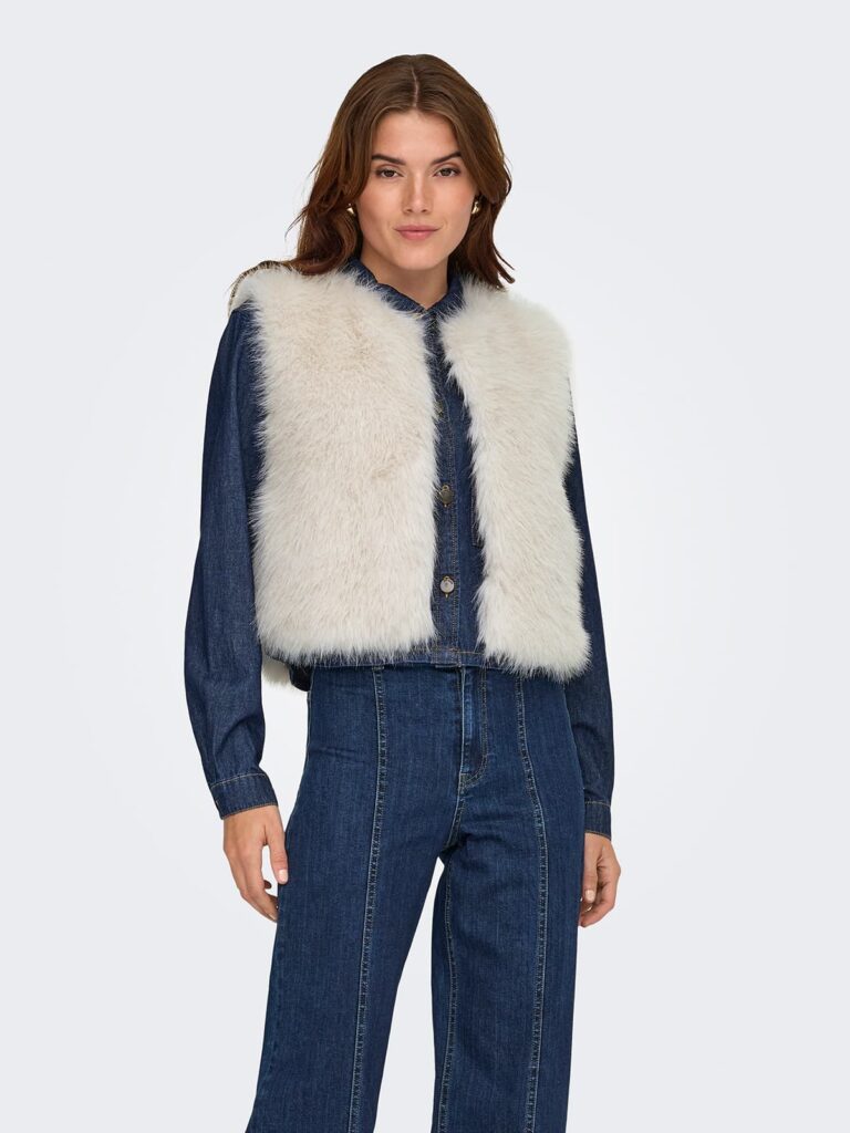 achtgrad. Dinklage JDY Weste ORA Faux fur Kunstpelz birch